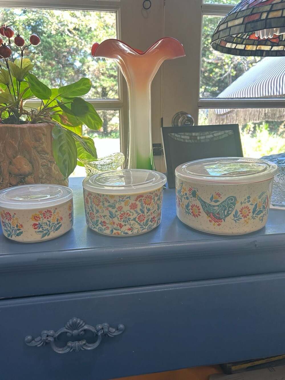 The Pioneer Woman Mazie 6-Piece Round Ceramic Bowl Set With Lids